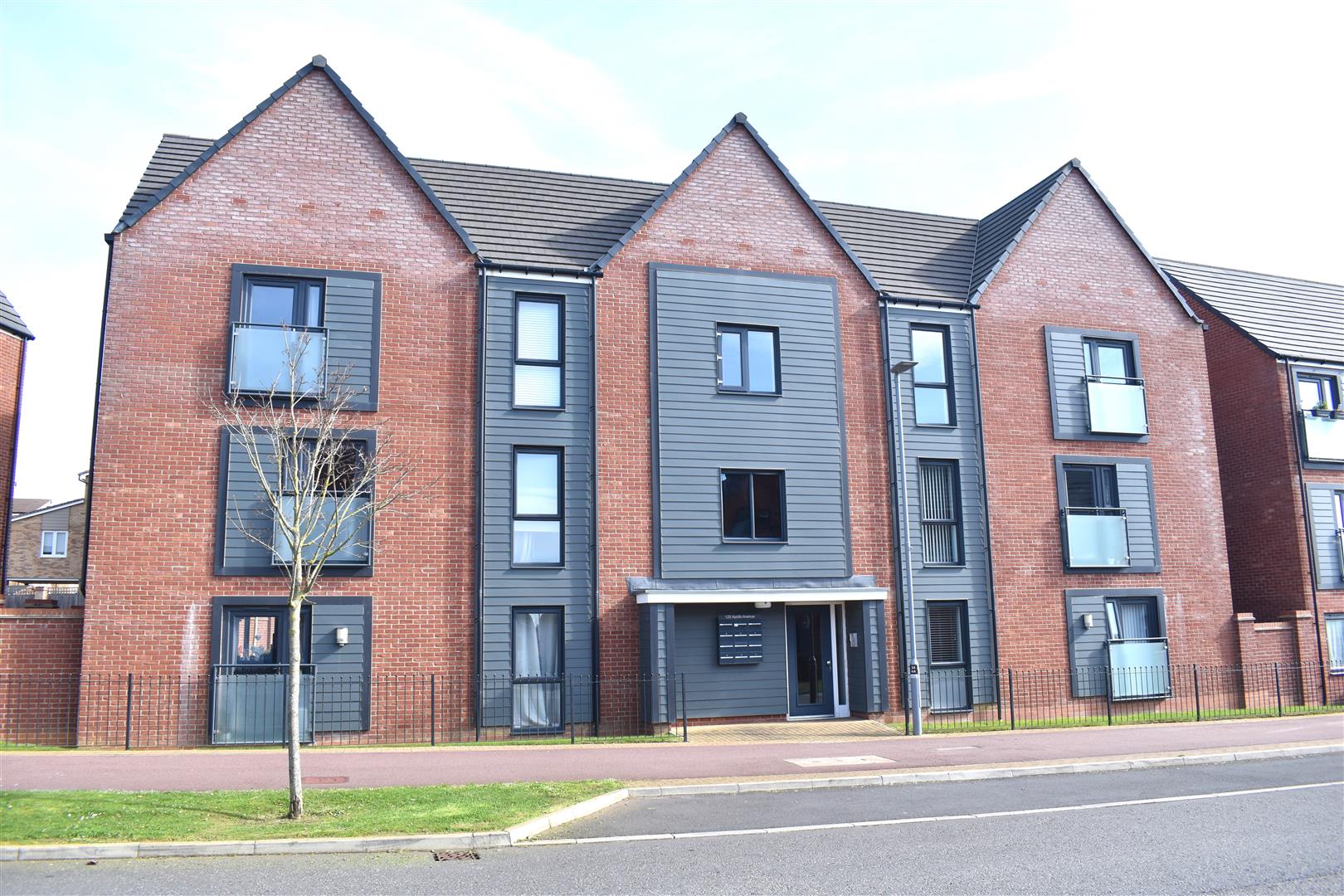 Apollo Avenue, Fairfields, Milton Keynes Cranes Property